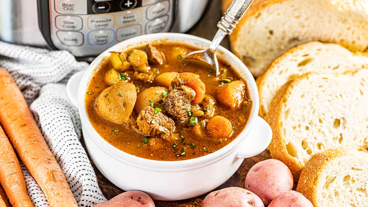 Instant Pot Beef Stew: Quick & Hearty Weeknight Dinner Recipe